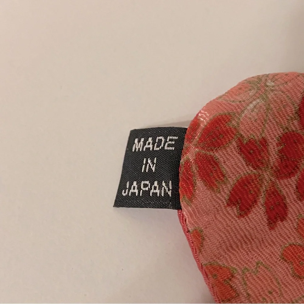 (NWOT) Japanese Sakura Cherry Blossom Mini Coin Purse